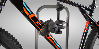 Buzz Rack e-Hornet 3 — tow ball e-bike platform, 3 bikes
