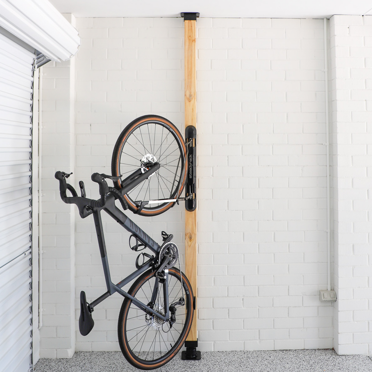 Steadyrack ProFlex Narrow rack with post brackets — no wall fixing